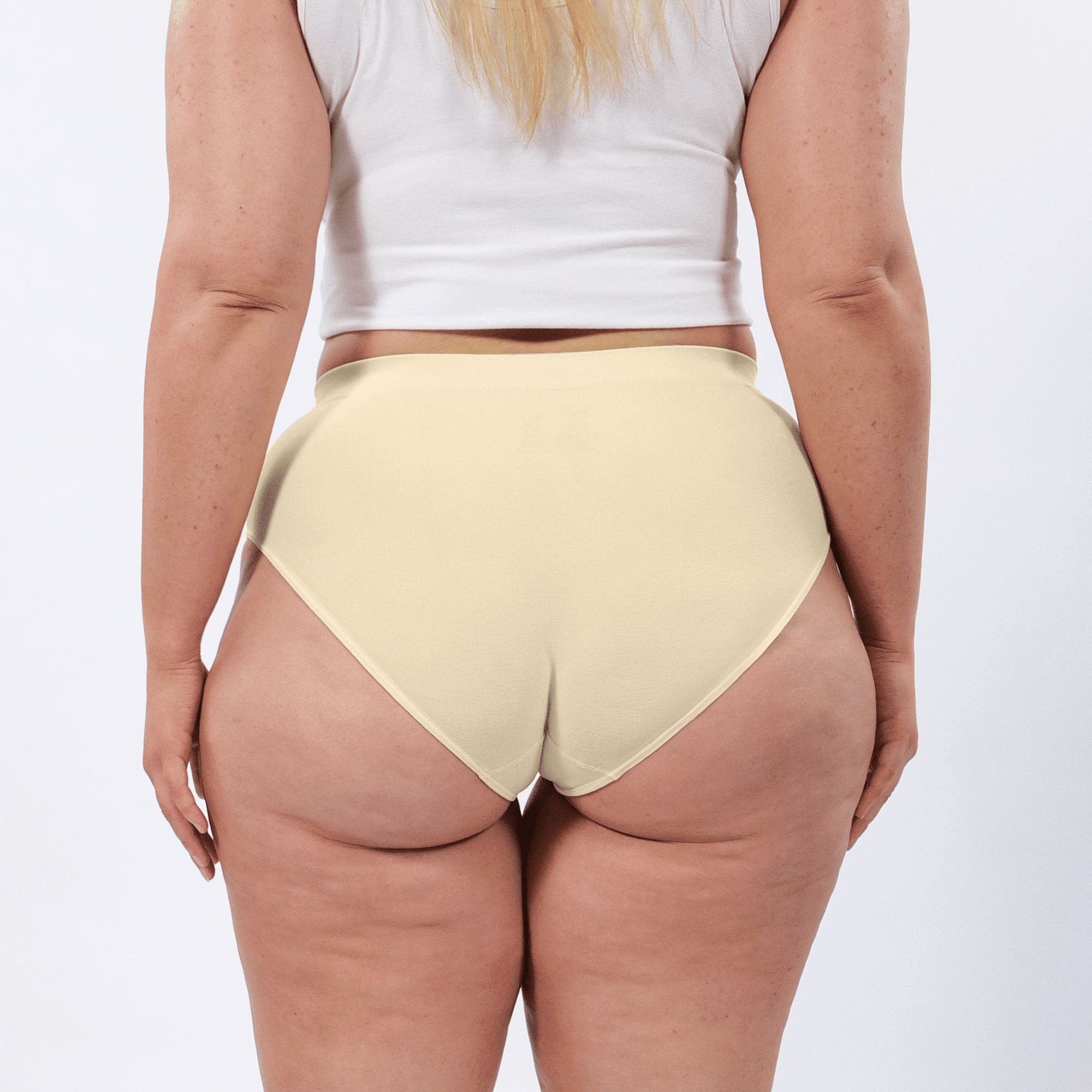 Women's Seamfree Full Brief - Chic Champagne - Model - #size_2XL