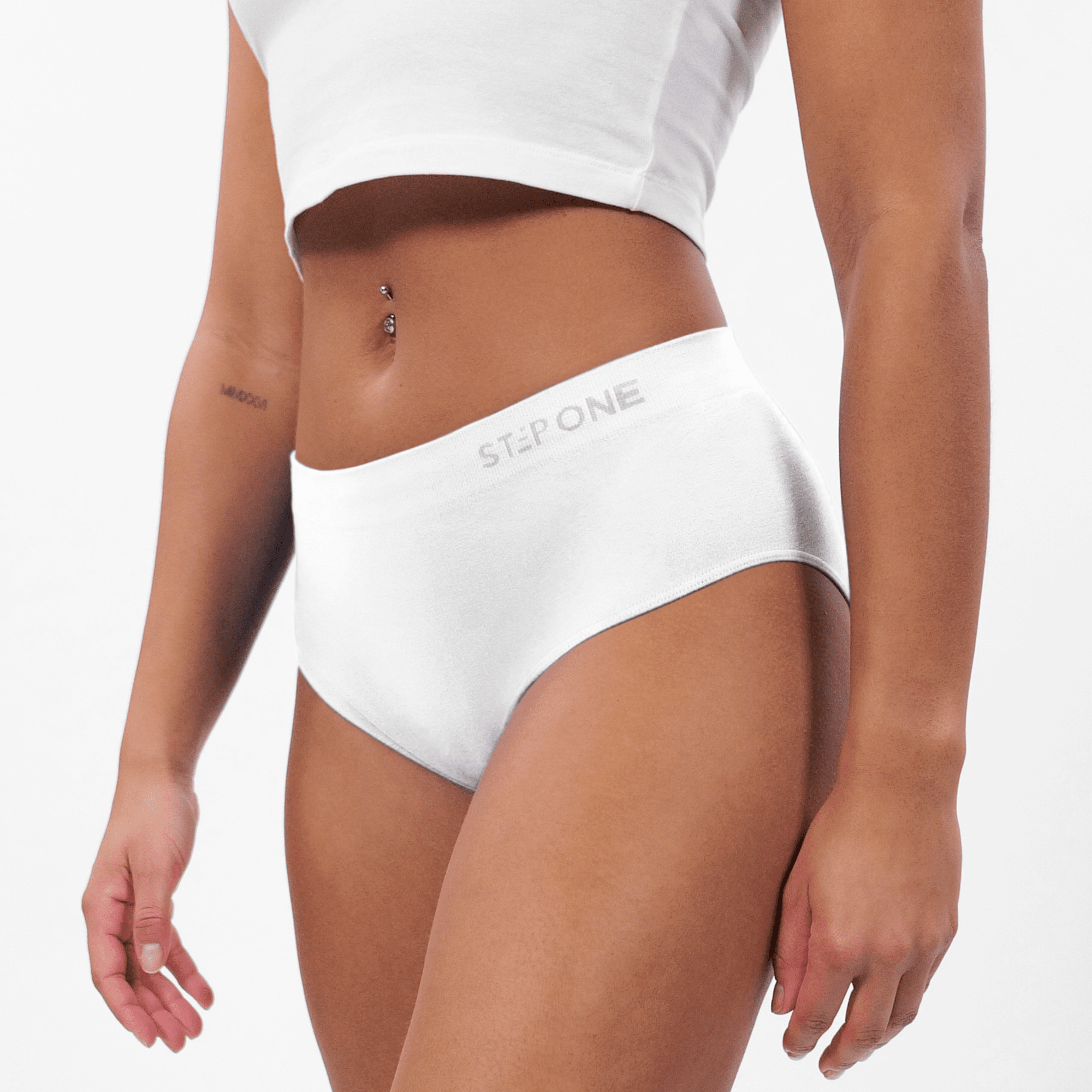 Women's Seamfree Full Brief - Piña Colada - Model - #size_Medium