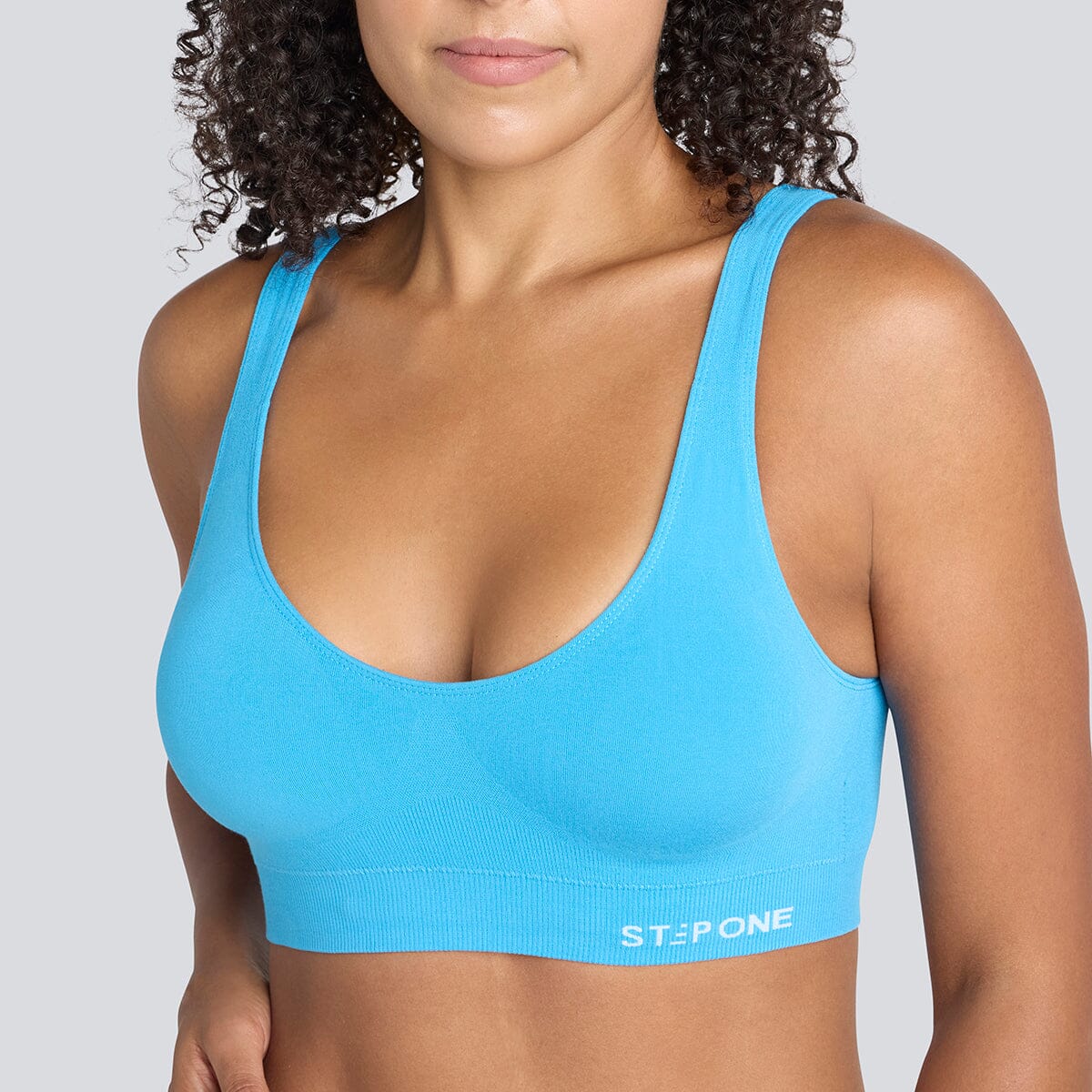 Women's SmoothFit Padded Bra - Wave Ride - Bamboo Underwear - Model:Yolanda