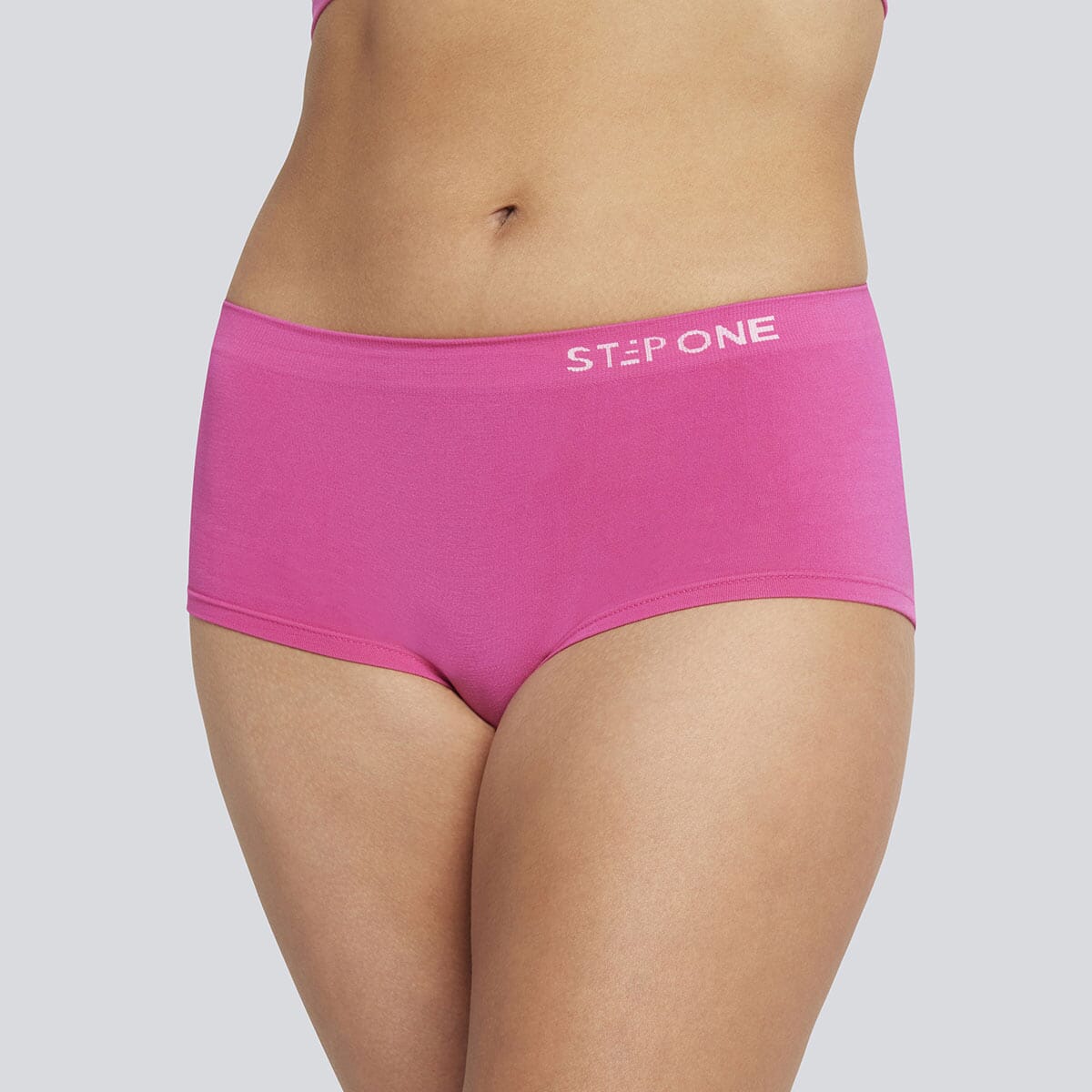 Women's SmoothFit Boyleg - Candy Pink - Bamboo Underwear - Model:Natalia