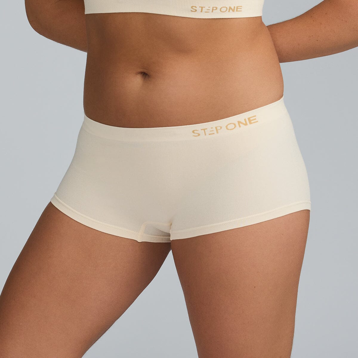 Women's SmoothFit Boyleg - Chic Champagne - Bamboo Underwear - Model:Alexandra